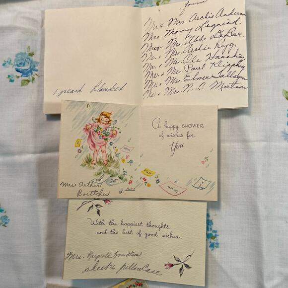 Lot of Kitsch Shower Cards and Wedding Cards - Picture 9 of 10